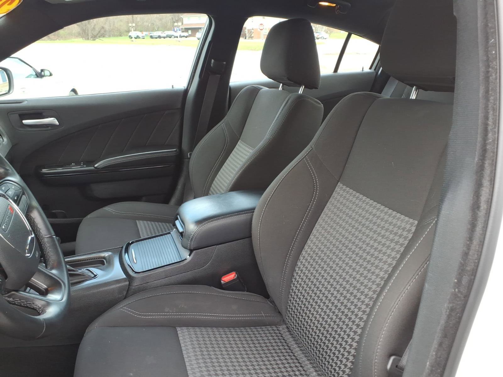 Used 2023 Dodge Charger SXT w/ Blacktop Special Edition AWD/4WD image 4