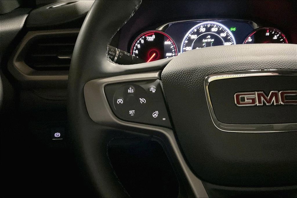 Used 2023 GMC Acadia AT4 w/ Technology Package image 17