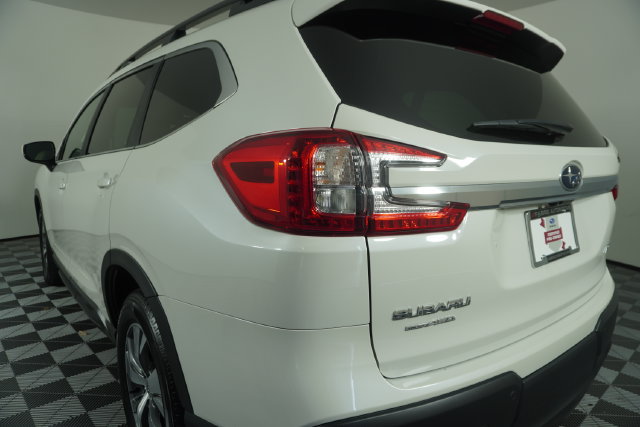 Used 2025 Subaru Ascent Premium AWD/4WD image 12