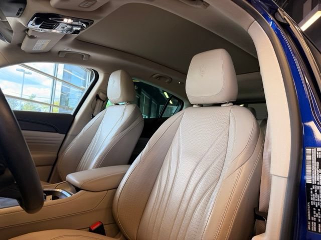 Used 2023 Maserati Grecale Modena AWD/4WD image 14