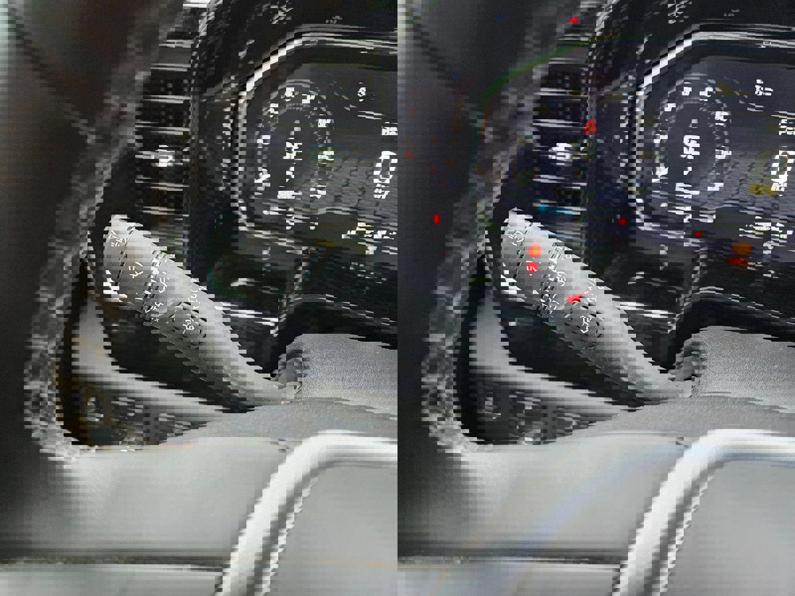 Used 2025 GMC Sierra 2500 SLE w/ SLE Convenience Package image 41