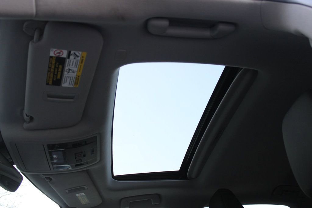 Used 2021 Lexus RX 450h AWD w/ Premium Package image 12