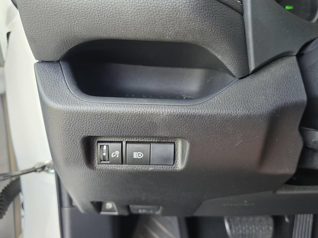 Used 2019 Toyota RAV4 XLE w/ Carpet Mat Package AWD/4WD image 23