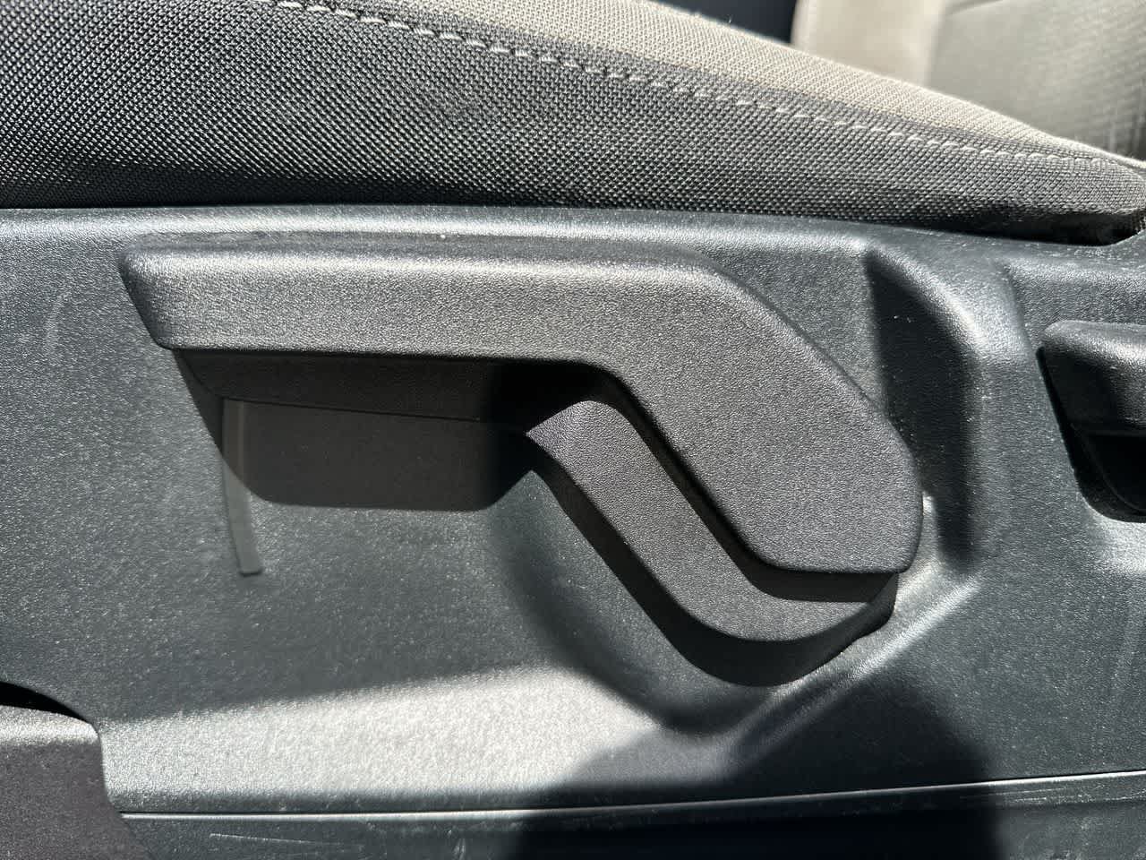 Used 2020 Ford Escape S FWD image 11