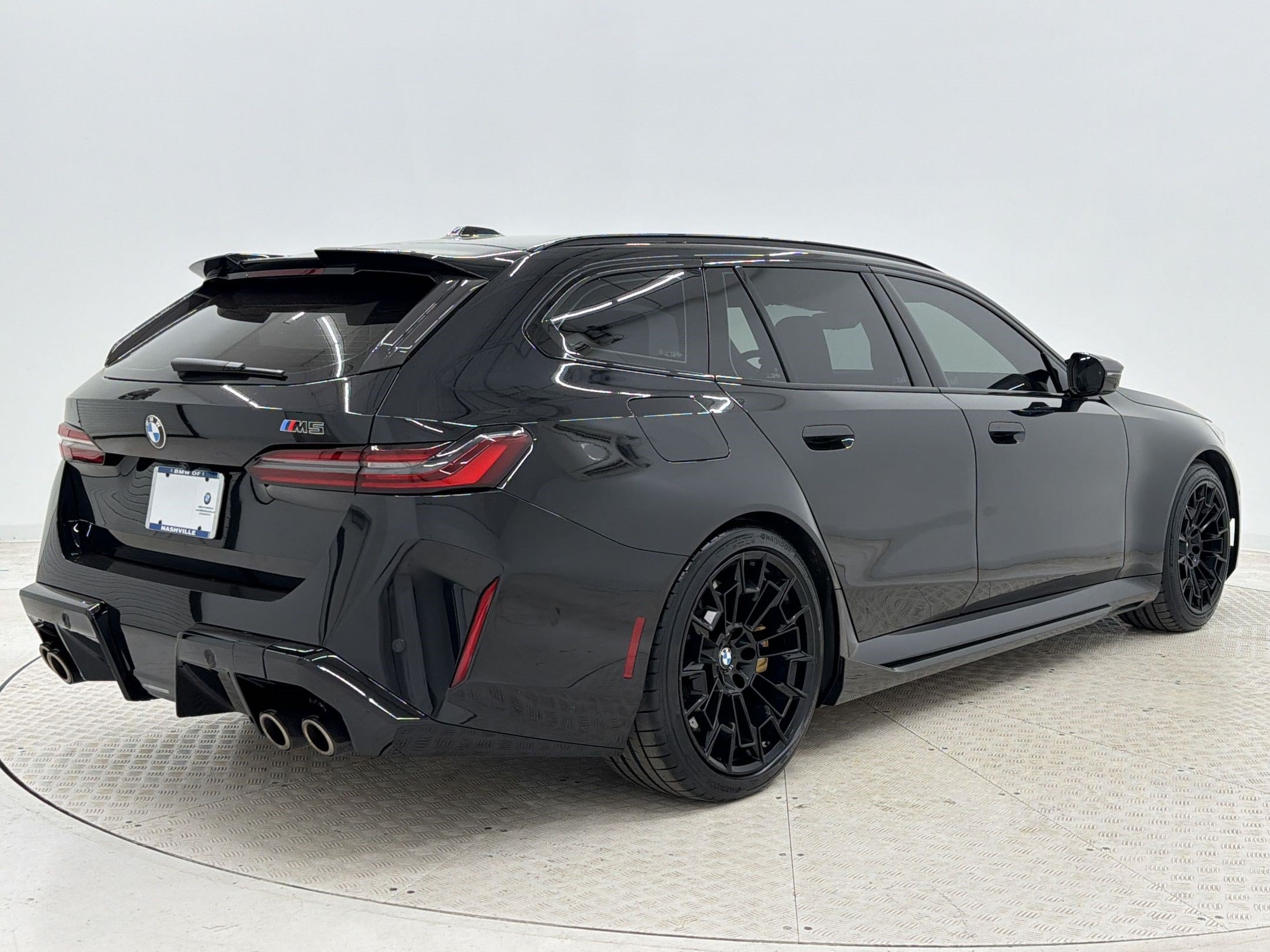 Used 2025 BMW M5 Touring AWD/4WD image 9
