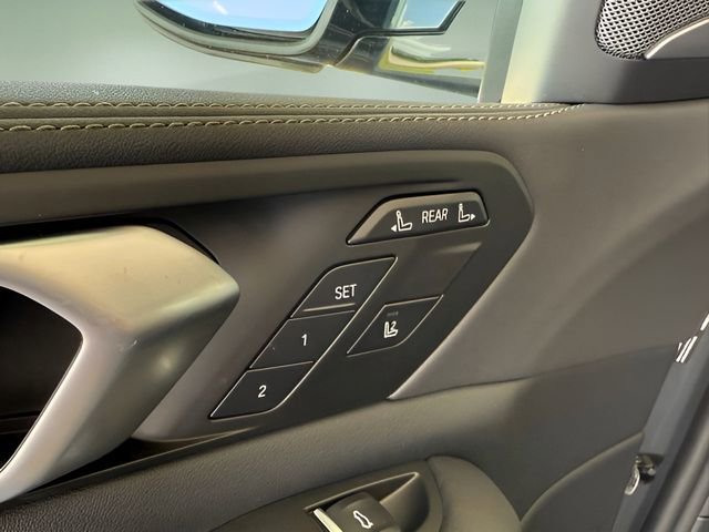 Used 2026 BMW X7 xDrive40i image 22