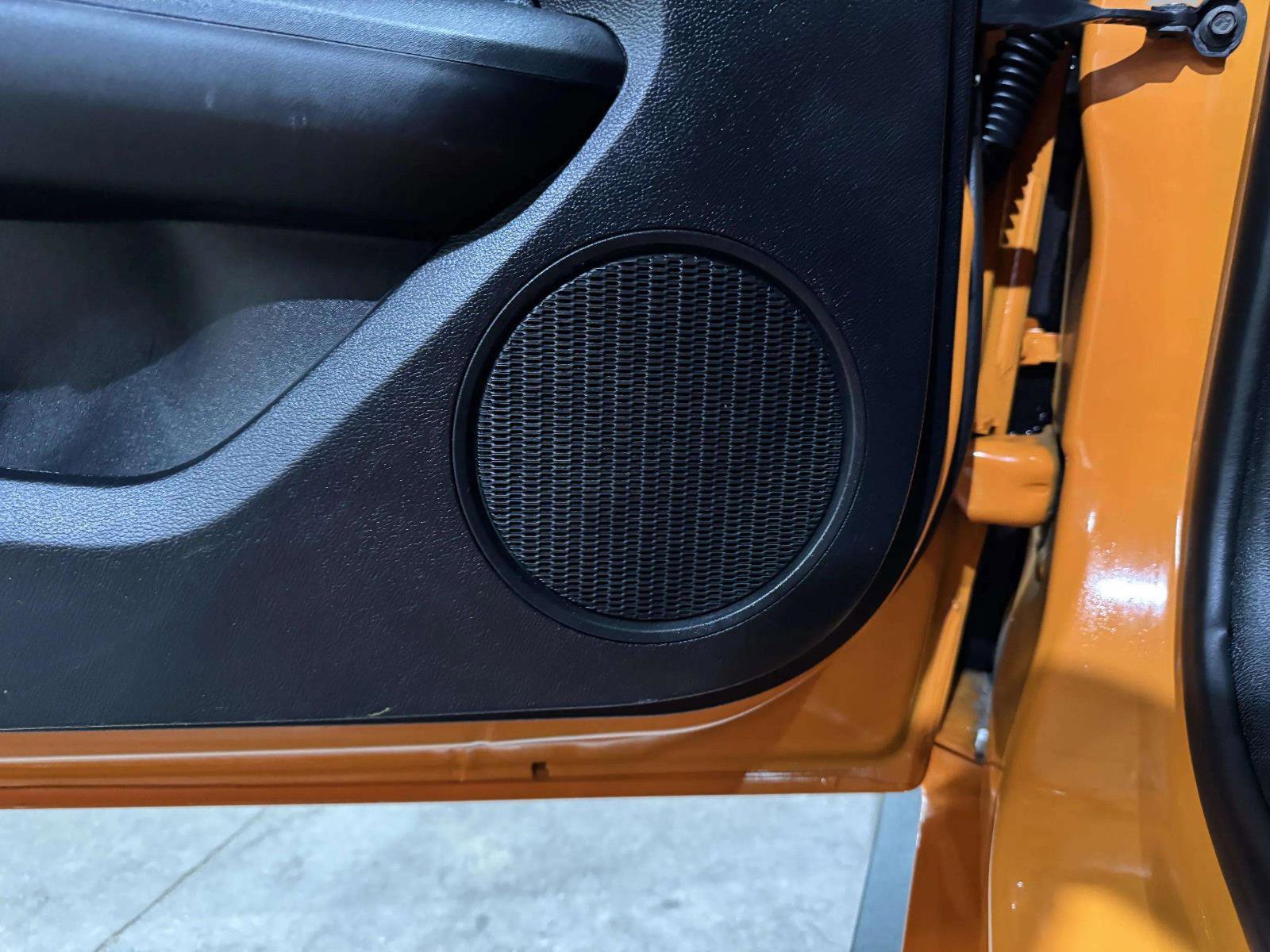 Used 2020 Ford Mustang Coupe RWD image 19