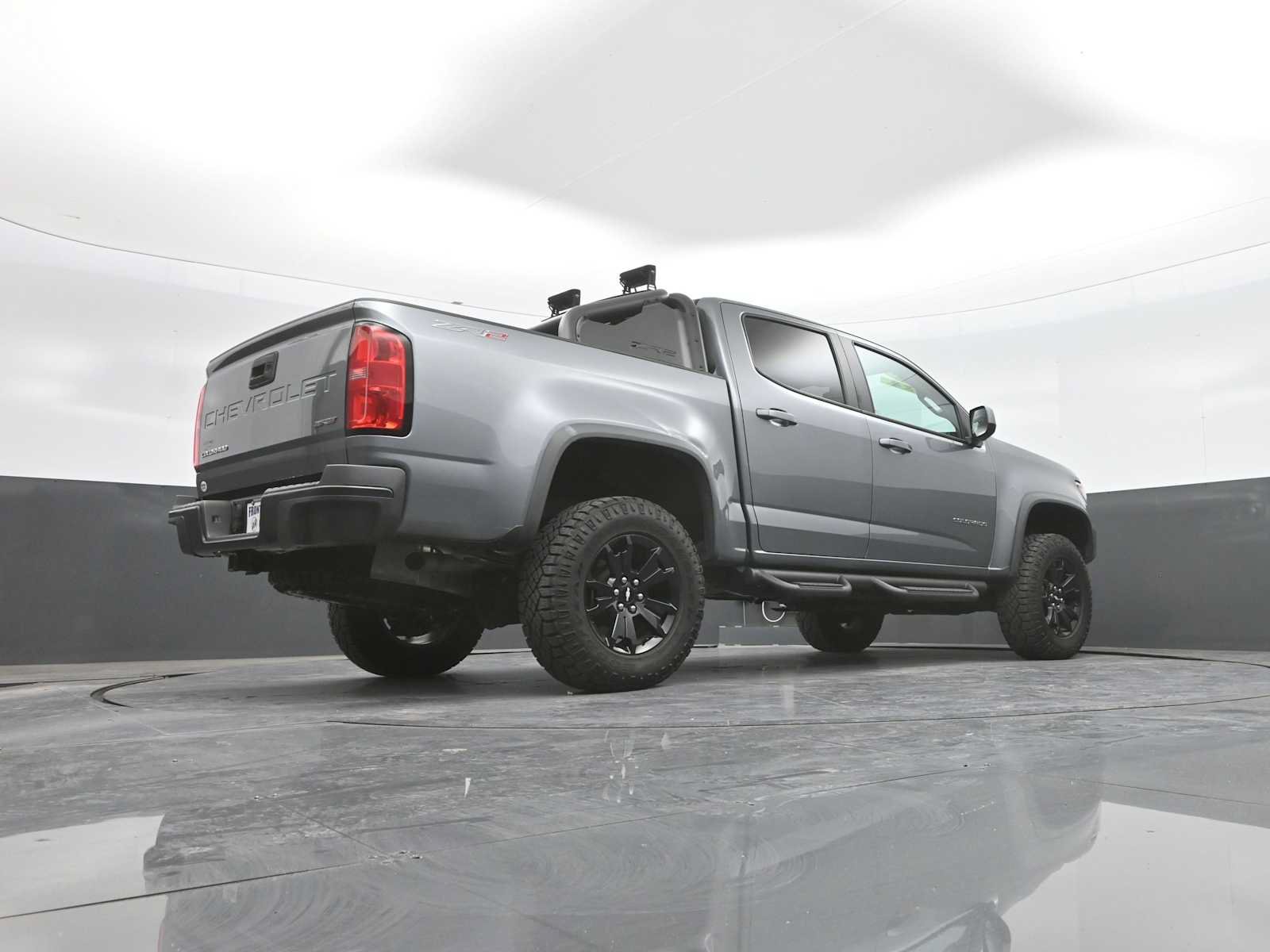 Used 2021 Chevrolet Colorado ZR2 w/ ZR2 Dusk Special Edition AWD/4WD image 40