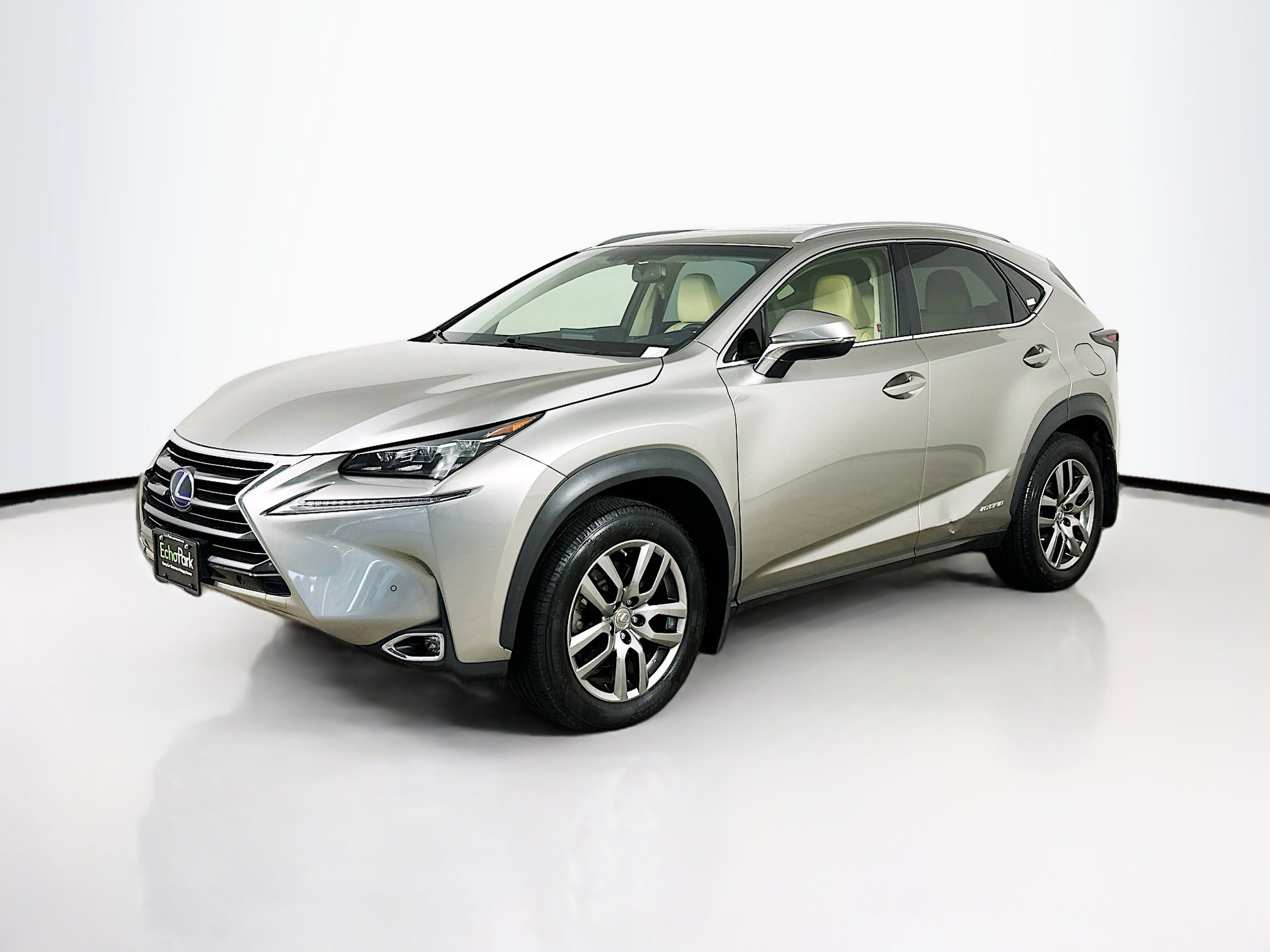 Used 2016 Lexus NX 300h AWD image 3