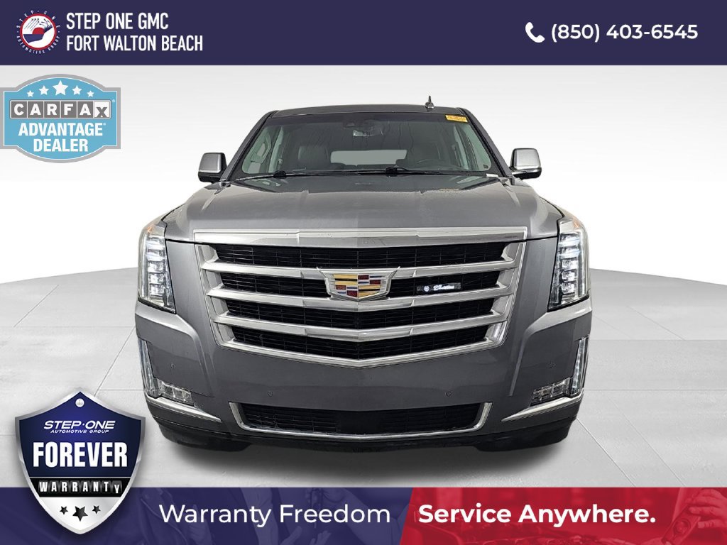 Used 2018 Cadillac Escalade ESV Premium Luxury RWD image 2