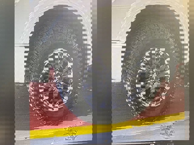 Used 2019 Nissan Titan PRO-4X w/ Pro-4x Convenience Package image 5