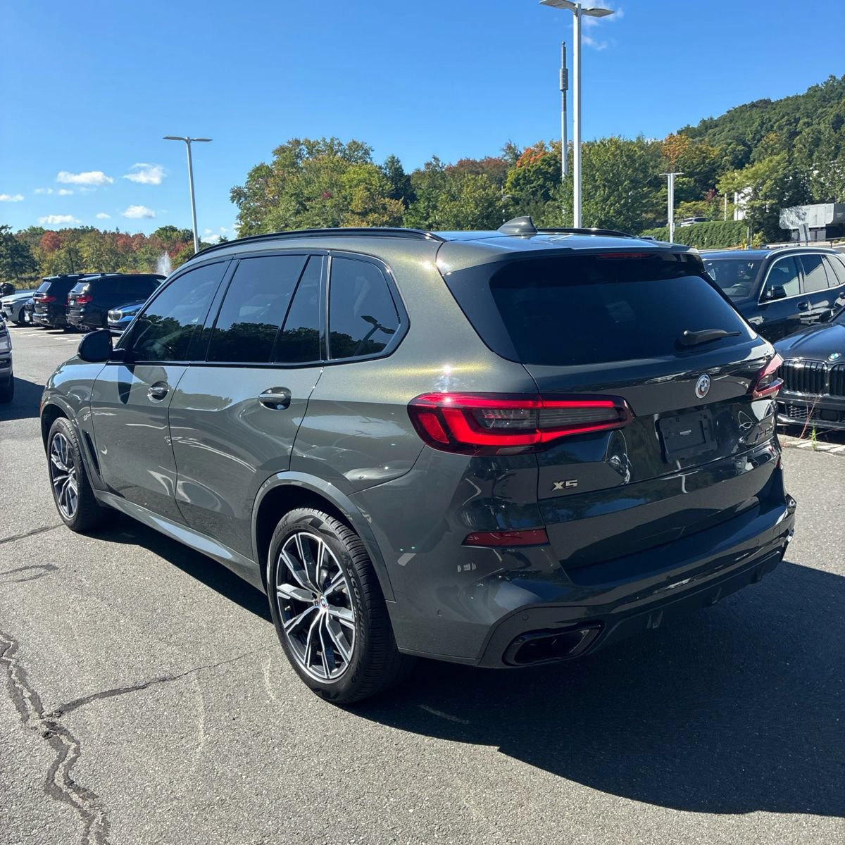 Used 2022 BMW X5 M50i w/ Executive Package AWD/4WD image 3