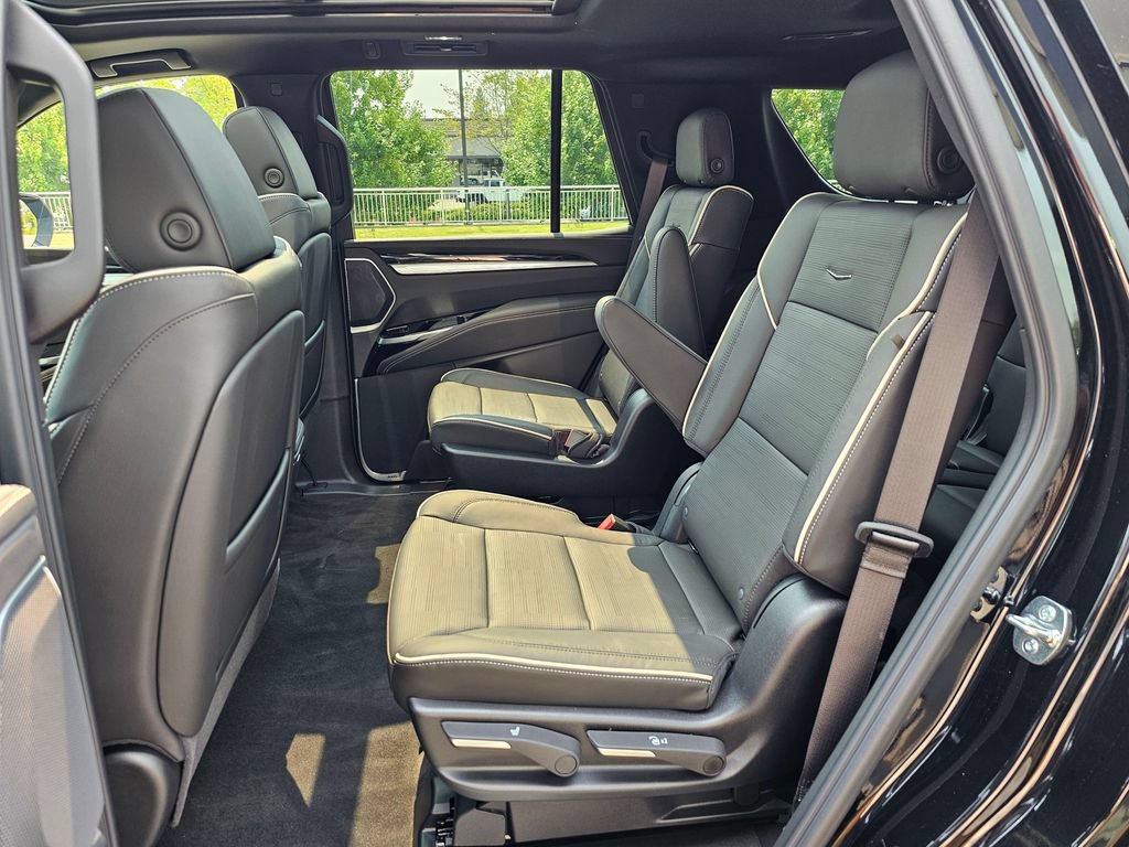 New 2026 Cadillac Escalade Sport w/ Touring Package AWD/4WD image 17