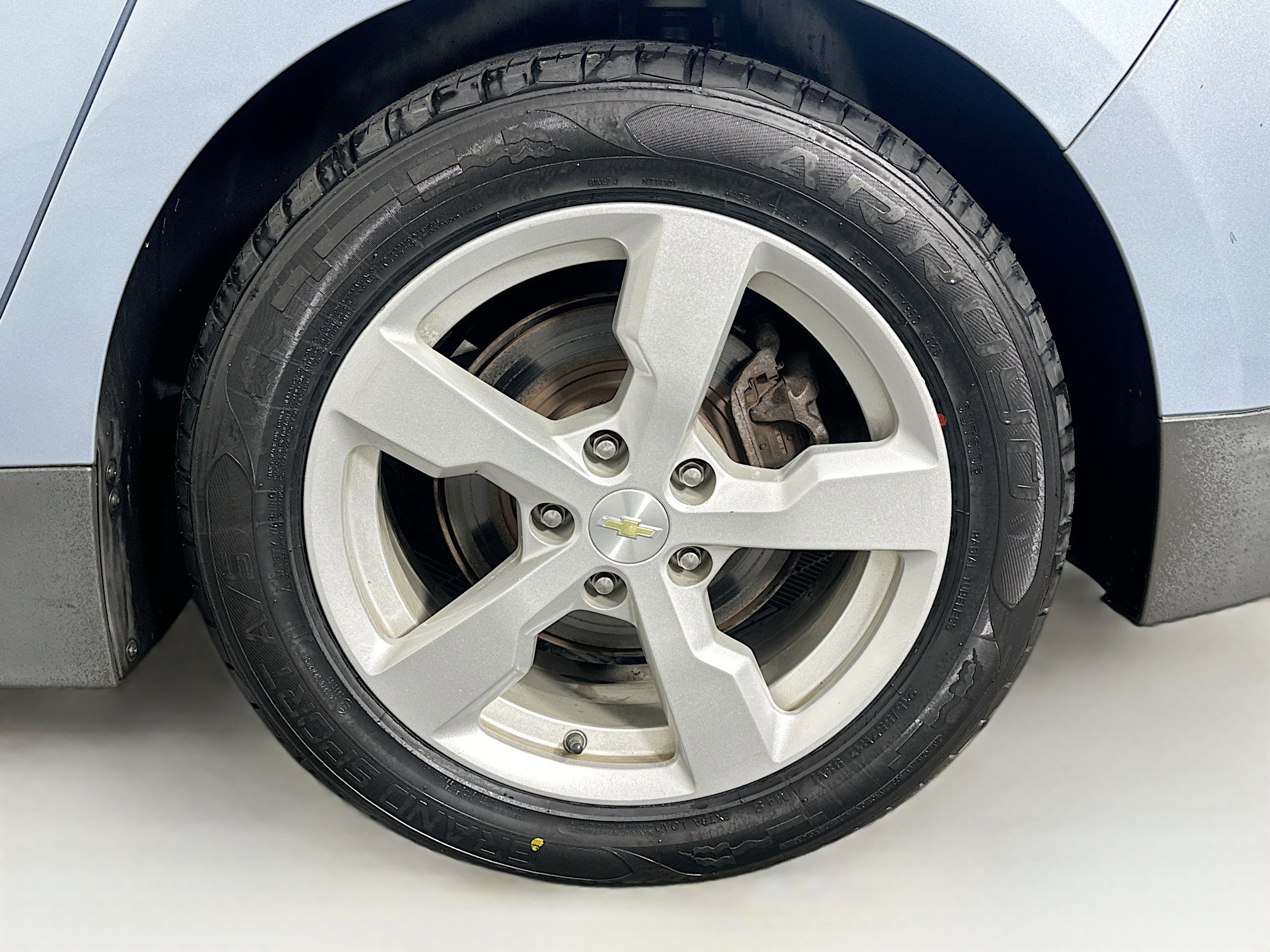 Used 2013 Chevrolet Volt w/ Enhanced Safety Package 2 image 11