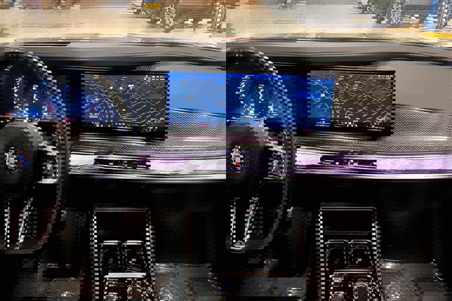 Certified 2023 BMW 760i xDrive w/ Executive Package image 6