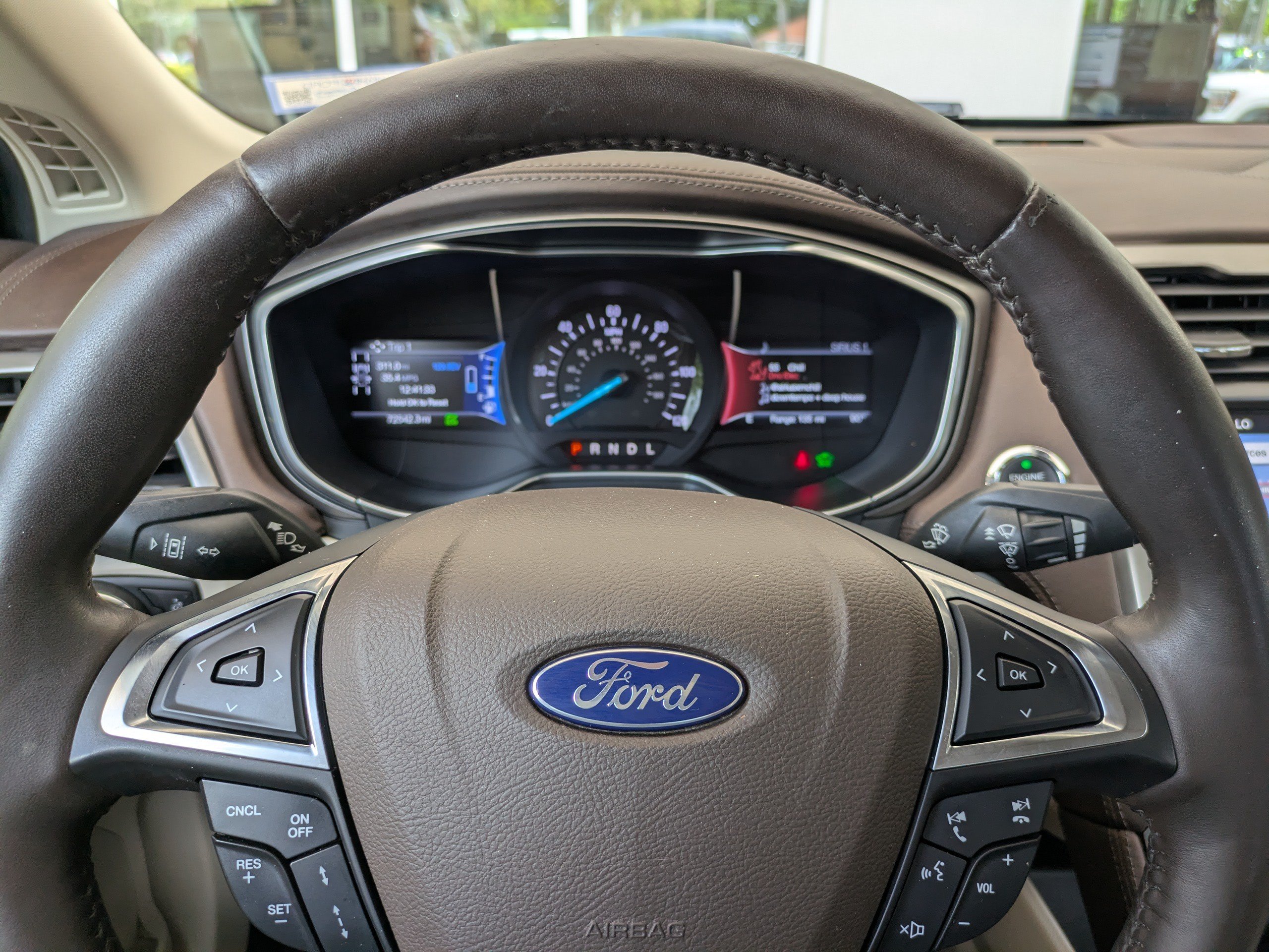 Used 2017 Ford Fusion Platinum FWD image 29