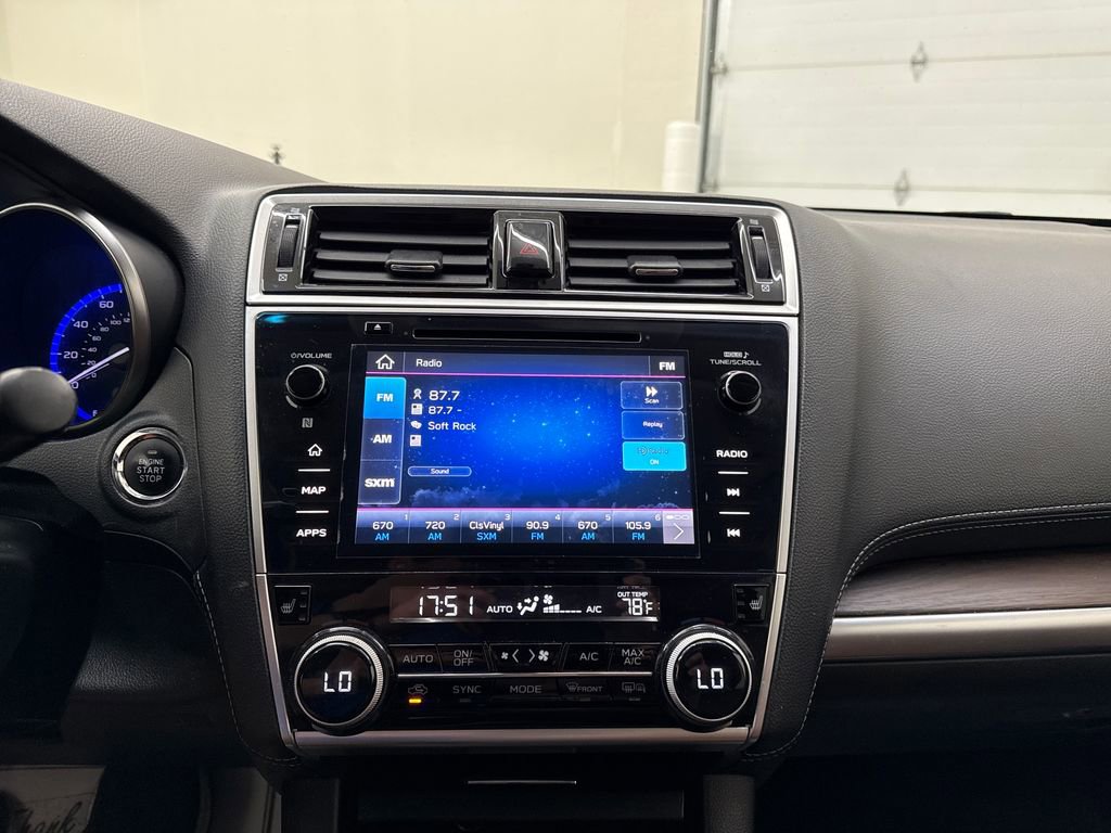 Used 2019 Subaru Outback 2.5i Touring AWD/4WD image 17