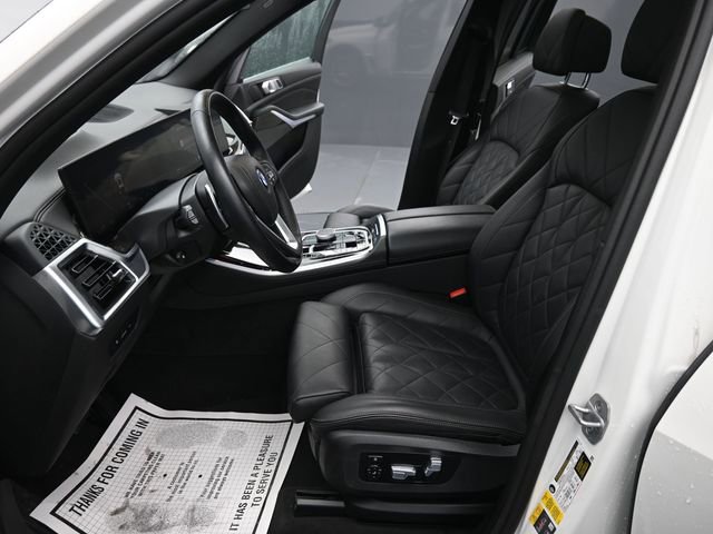 Used 2024 BMW X5 xDrive50e image 16