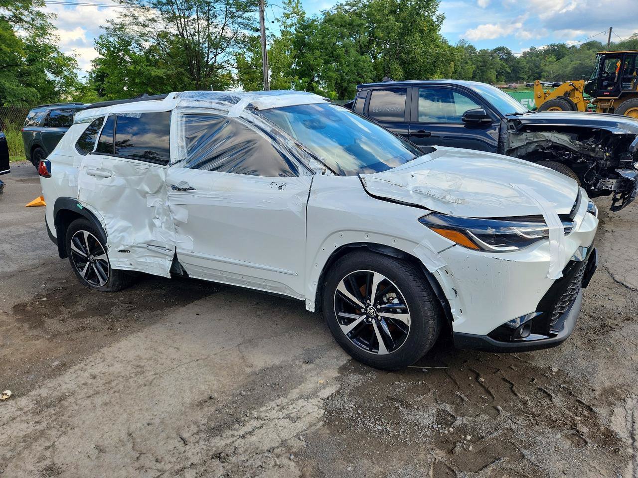 Used 2024 Toyota Corolla Cross AWD Hybrid w/ Convenience Package image 1