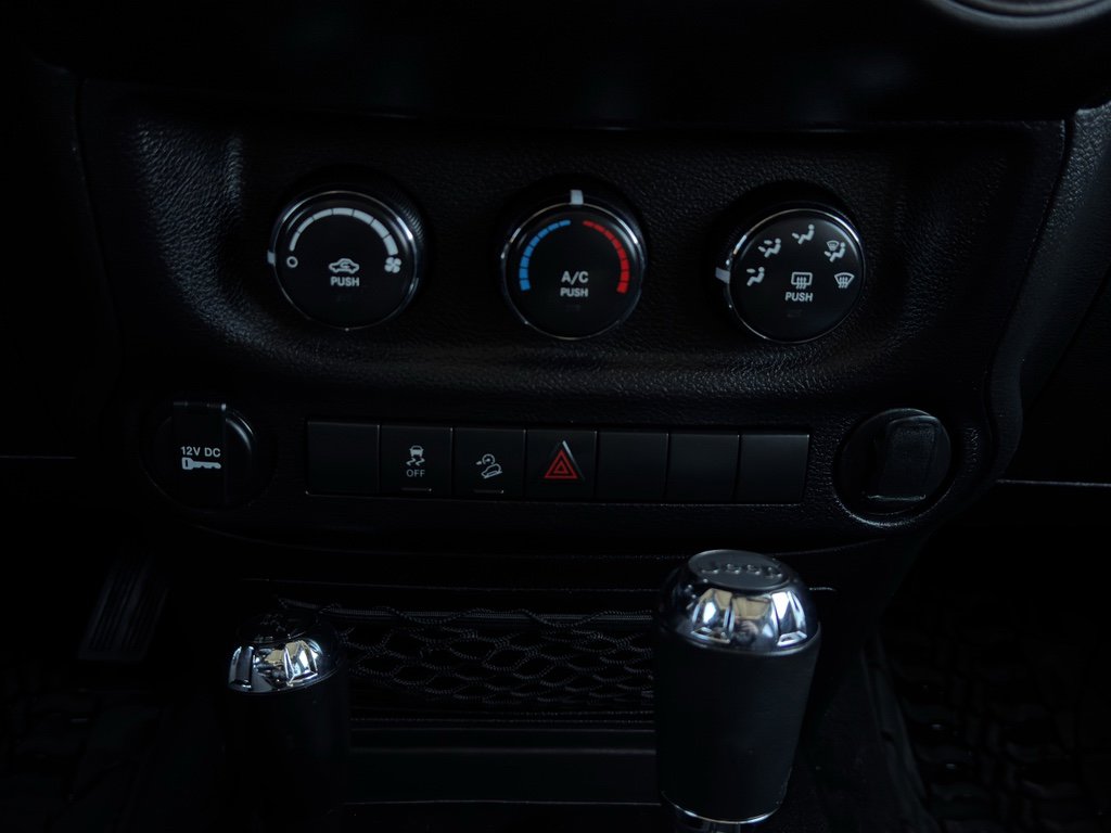 Used 2014 Jeep Wrangler Unlimited Sport image 20