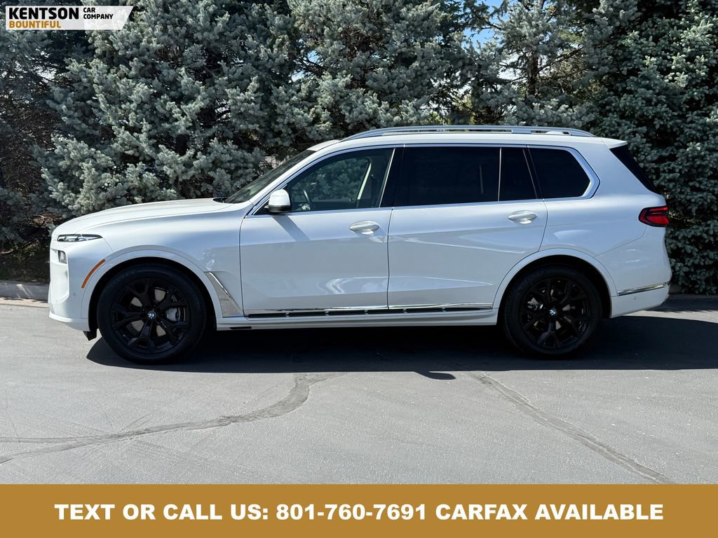 Used 2025 BMW X7 xDrive40i AWD/4WD image 4
