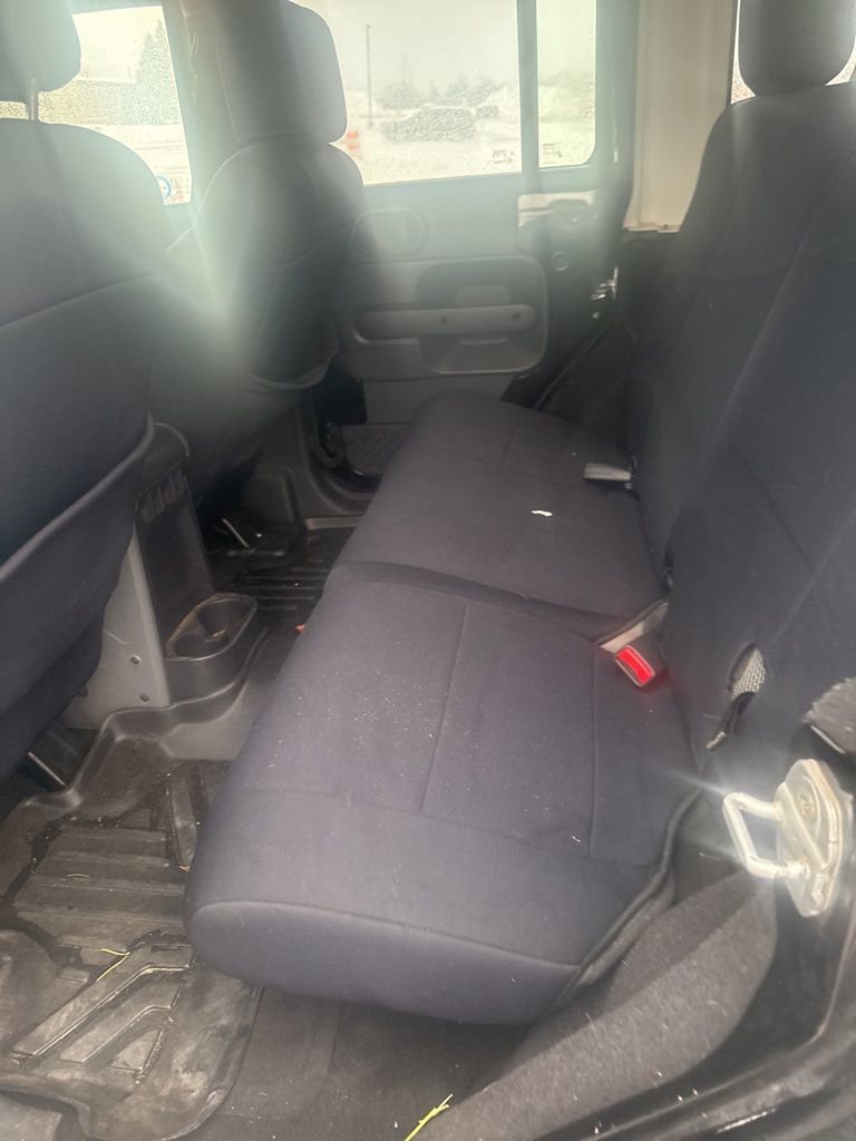 Used 2008 Jeep Wrangler Unlimited Sahara image 32