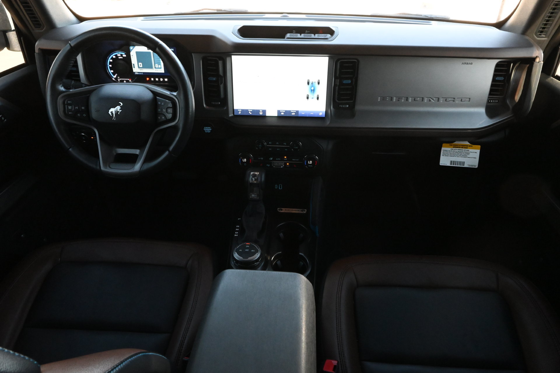 Used 2023 Ford Bronco Outer Banks AWD/4WD image 8