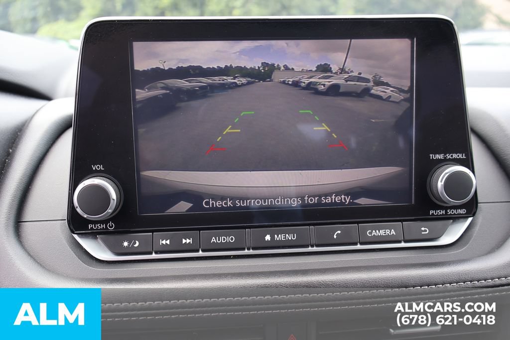 Used 2024 Nissan Rogue SV FWD image 35