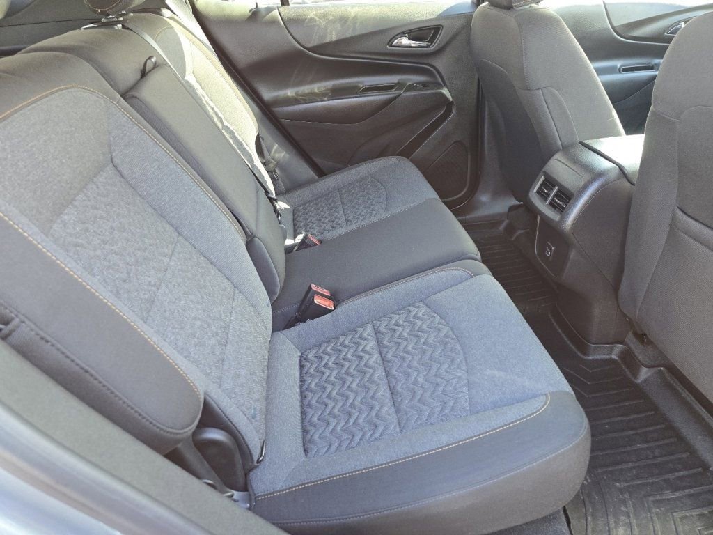 Used 2024 Chevrolet Equinox LT image 16