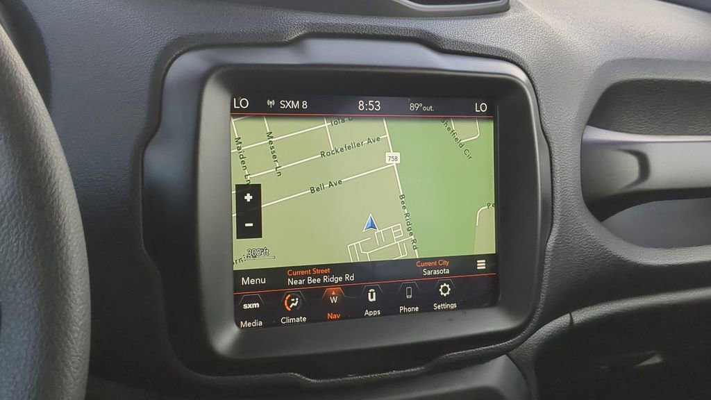 Used 2023 Jeep Renegade Latitude AWD/4WD image 16