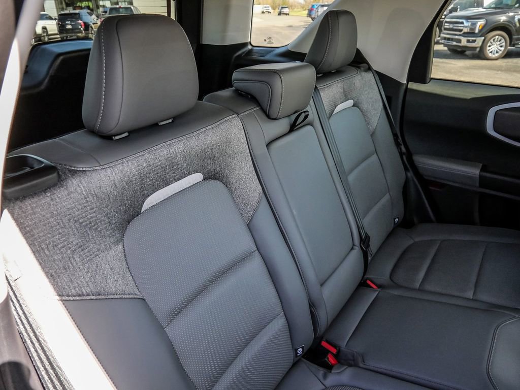 Used 2025 Ford Bronco Sport Badlands image 21