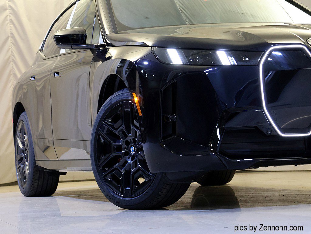 New 2026 BMW iX xDrive45 w/ M Sport Package image 4