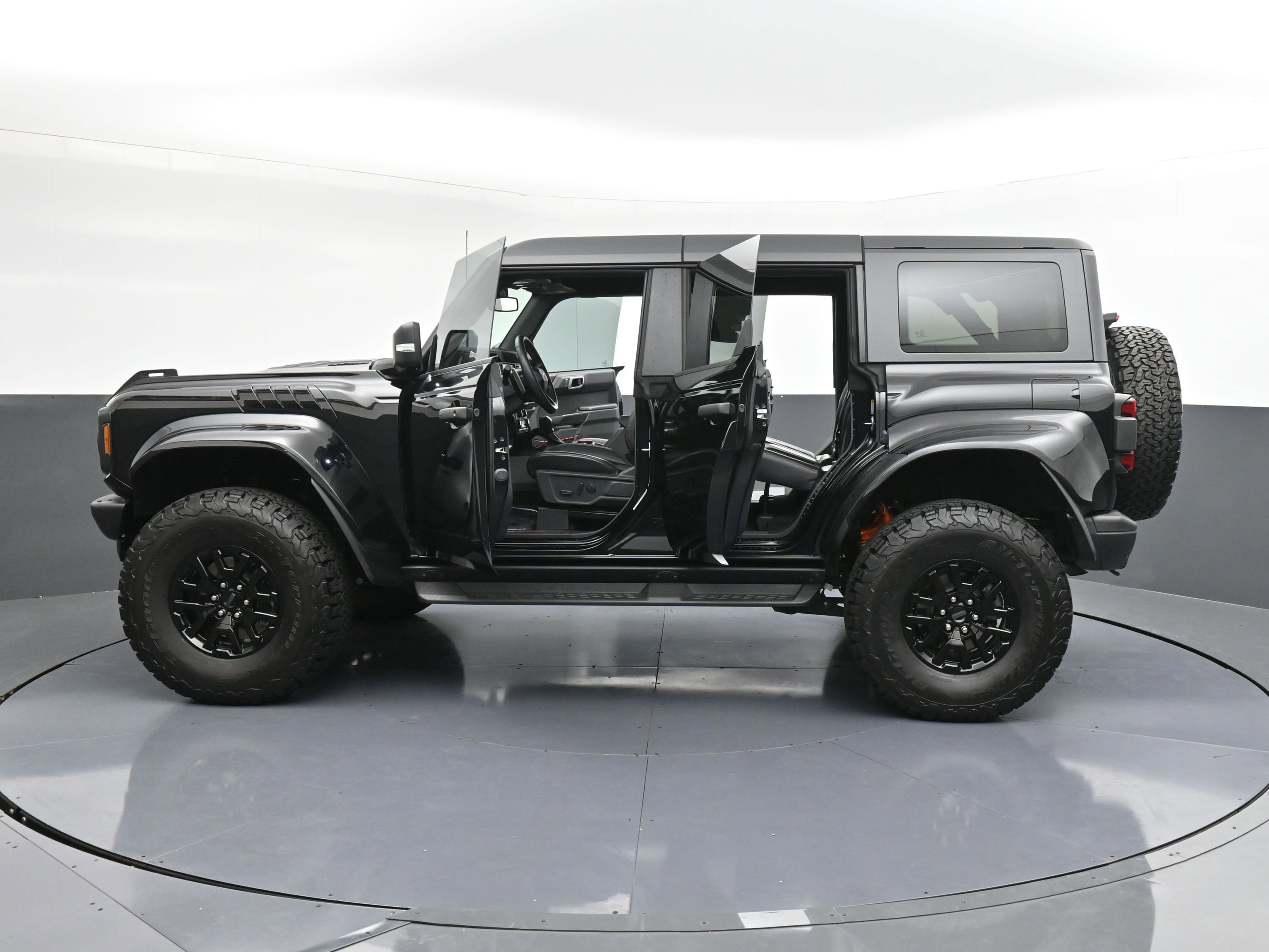 Used 2024 Ford Bronco Raptor image 43