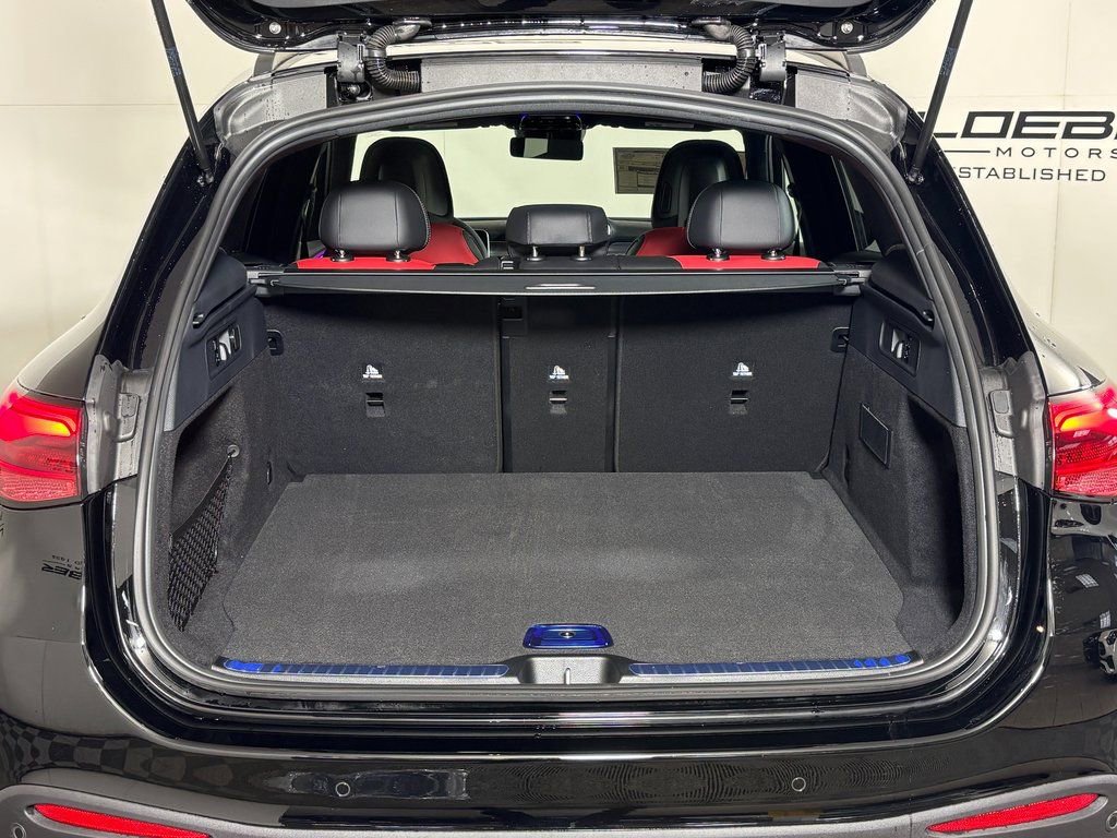 Certified 2026 Mercedes-Benz GLC 300 4MATIC image 9