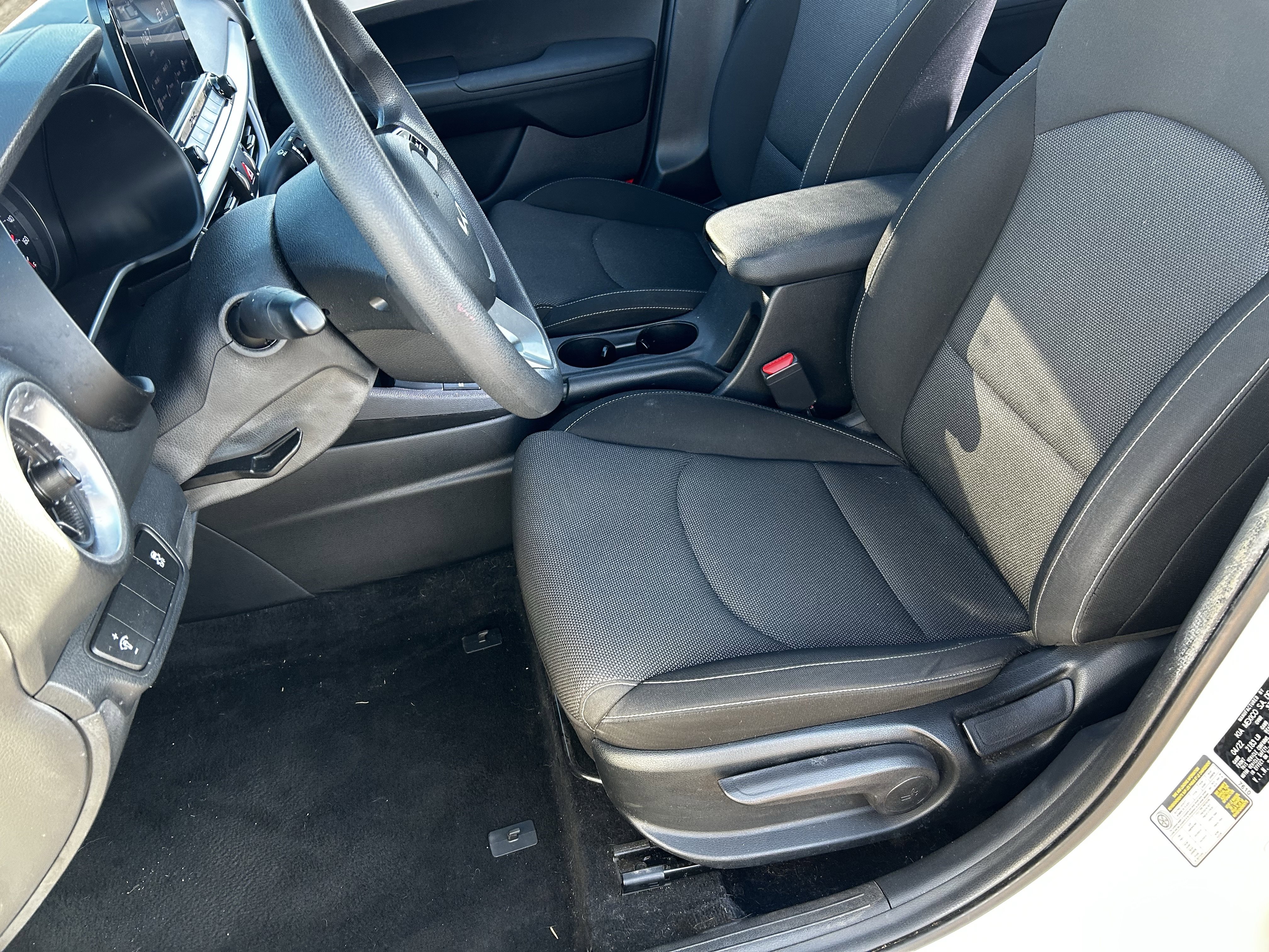 Certified 2022 Kia Forte LXS image 19