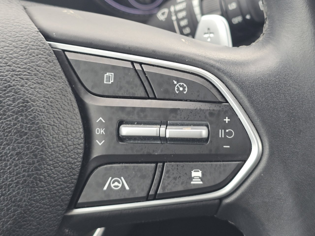 Used 2023 Hyundai Santa Fe SEL image 32