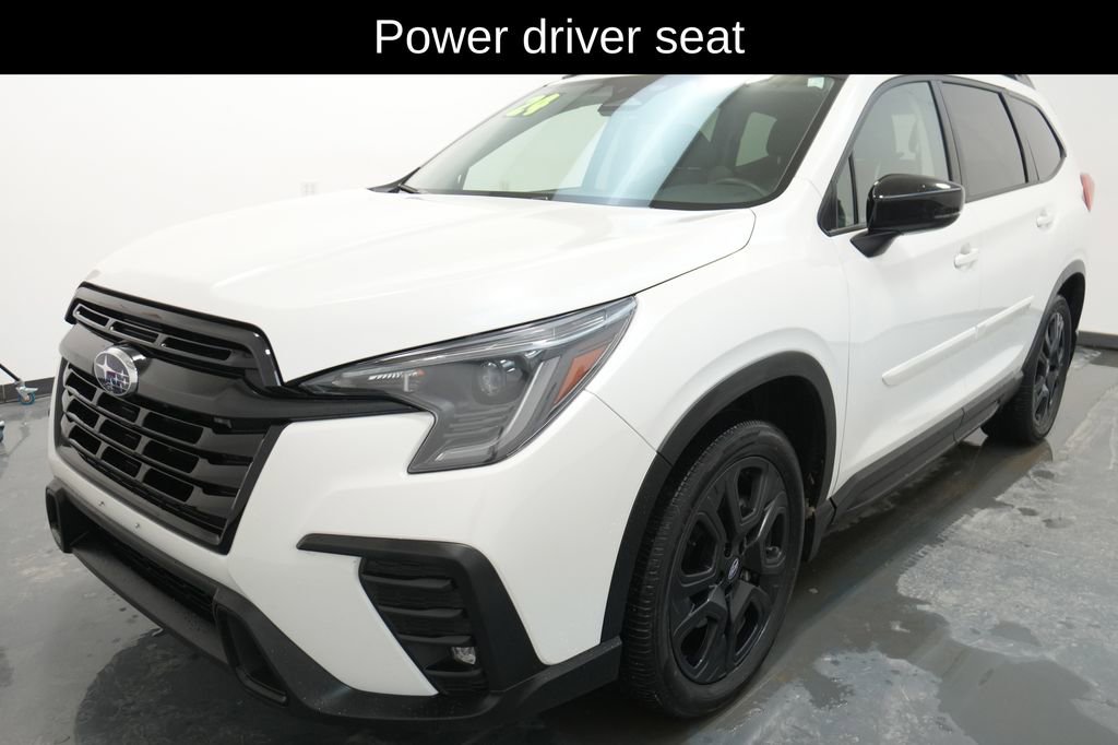 Used 2024 Subaru Ascent Onyx Edition image 3