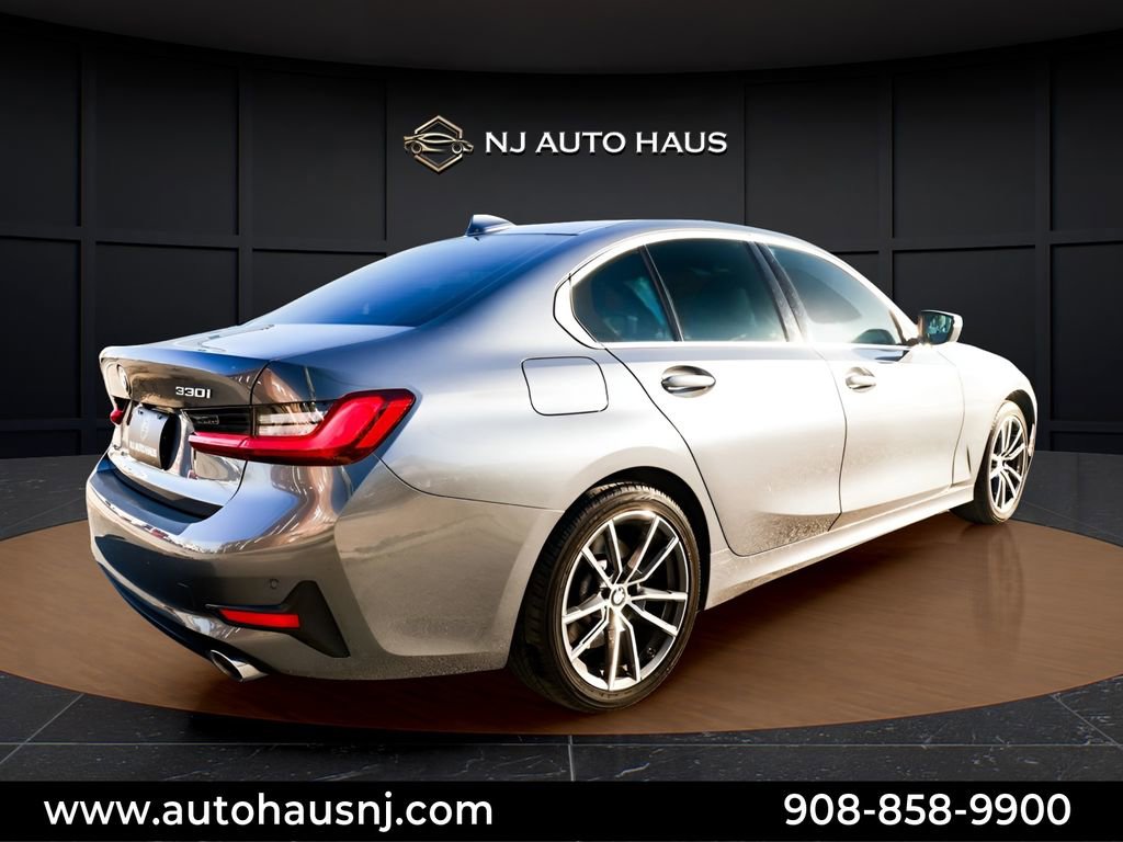 Used 2022 BMW 330i Sedan image 6