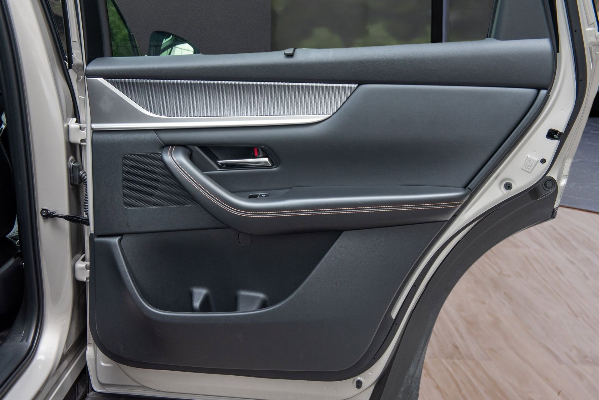 Used 2025 MAZDA CX-90 3.3 Turbo w/ Preferred Package image 15