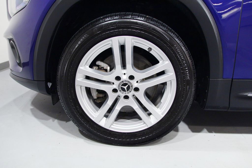 Certified 2020 Mercedes-Benz GLB 250 4MATIC image 17