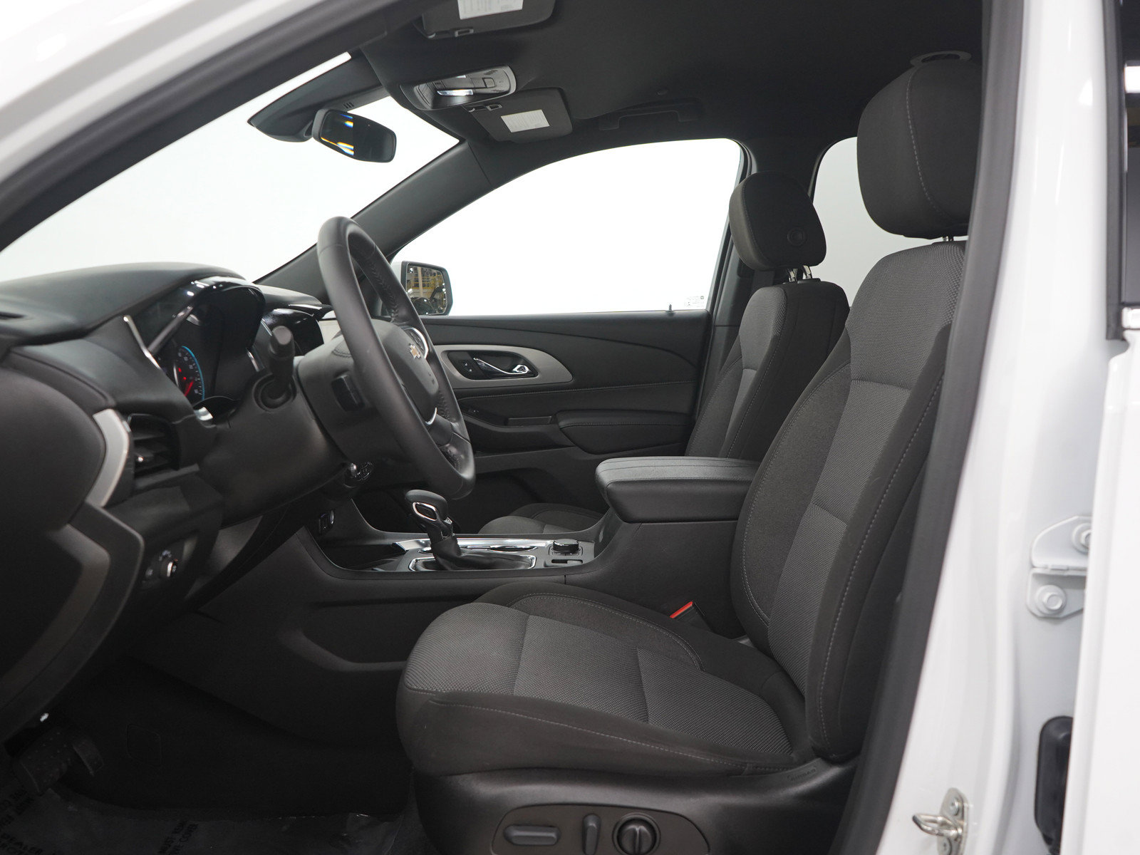 Used 2022 Chevrolet Traverse LT AWD/4WD image 23
