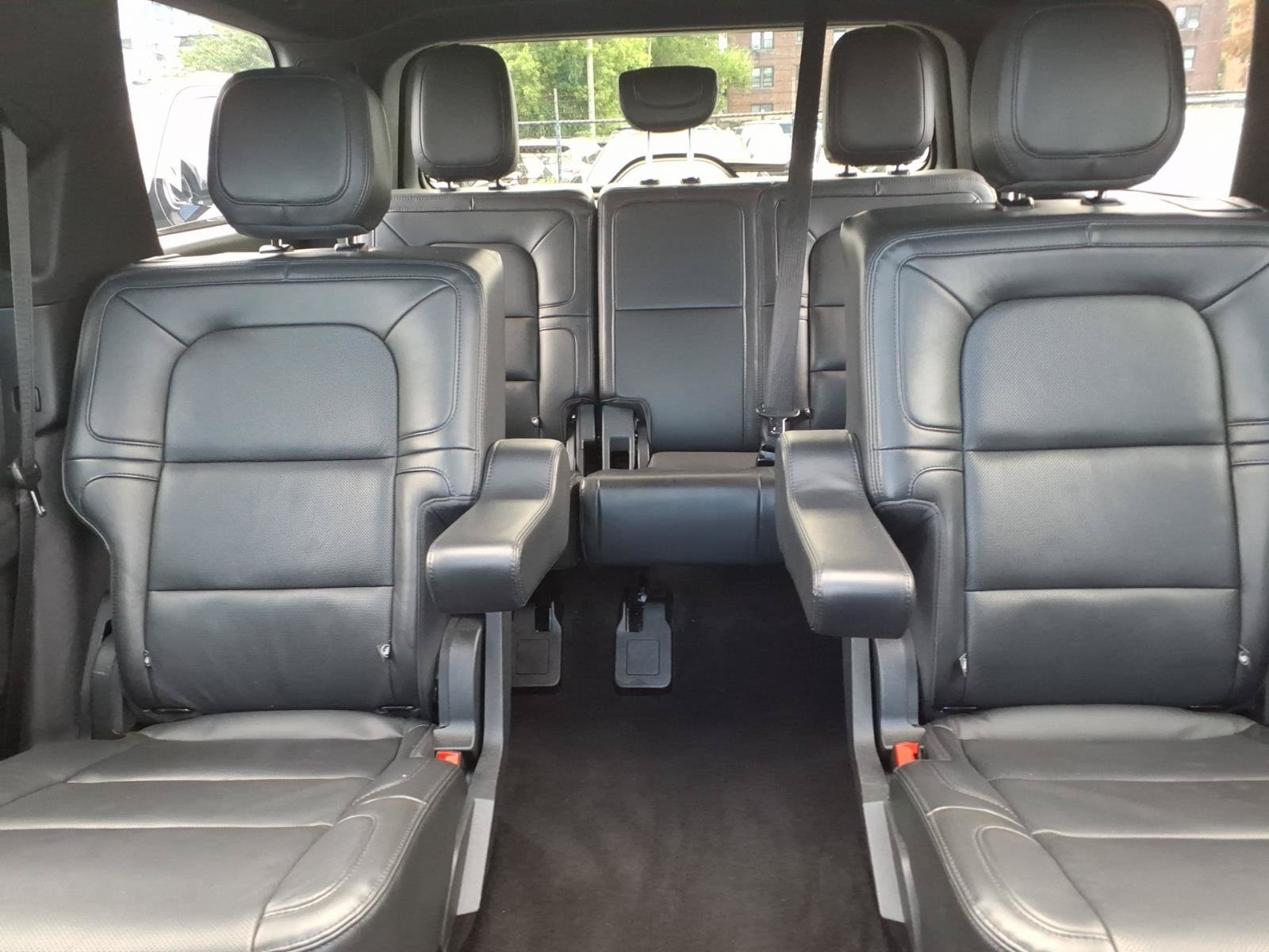 Used 2022 Lincoln Navigator Reserve AWD/4WD image 33