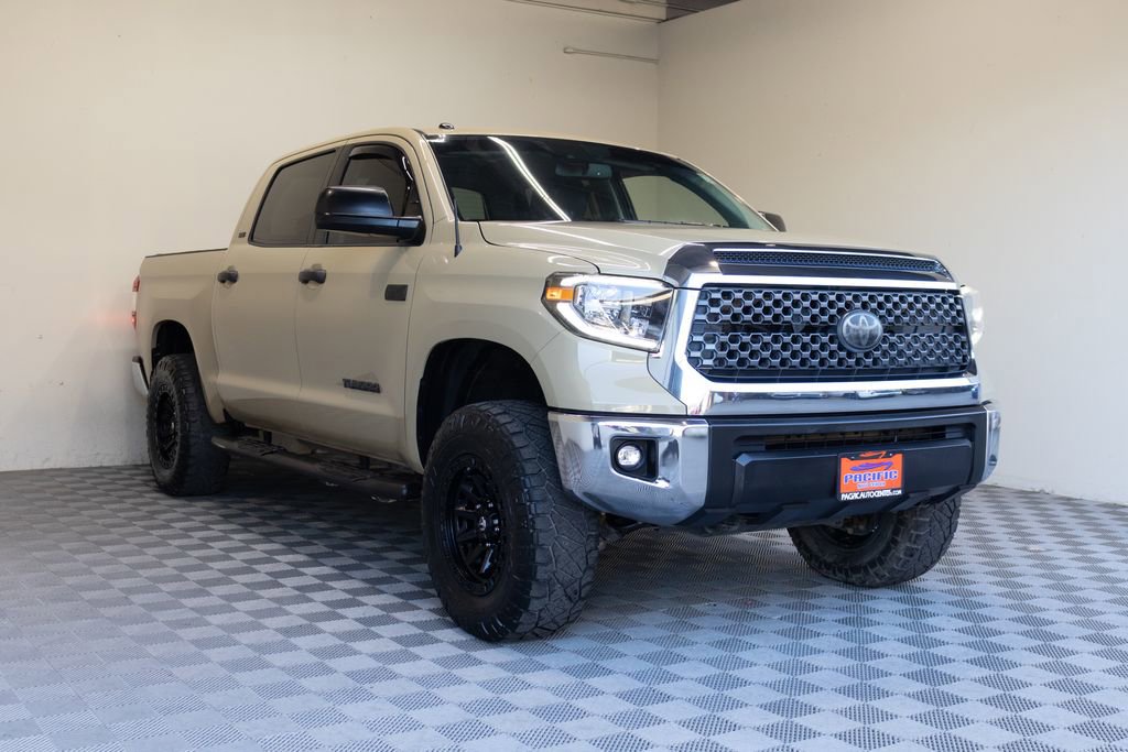 Used 2018 Toyota Tundra SR5 w/ TRD Off Road Package AWD/4WD image 6
