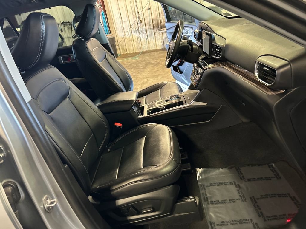 Used 2023 Ford Explorer Limited w/ Equipment Group 301A image 34
