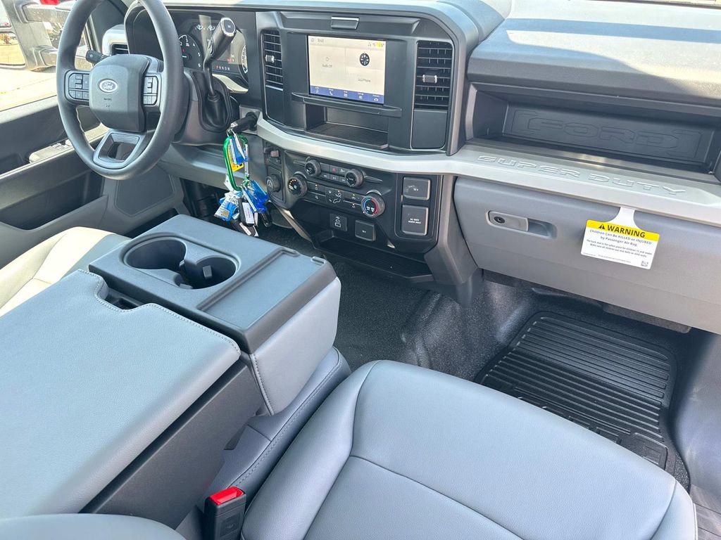 New 2025 Ford F350 XL w/ XL Chrome Package image 27