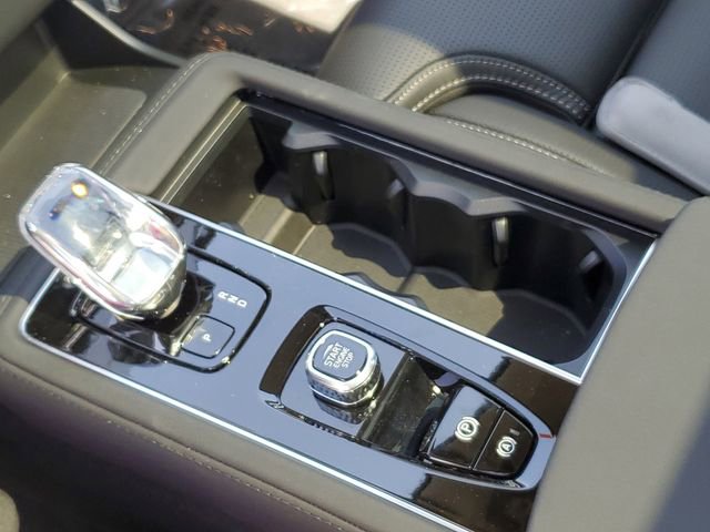 New 2026 Volvo XC90 B6 Ultra w/ Protection Package Premier AWD/4WD image 21