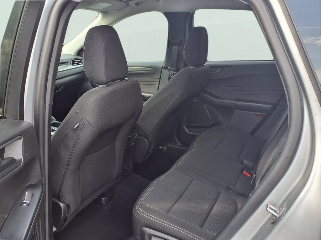 Used 2023 Ford Escape Active w/ Tech Pack #1 FWD image 21