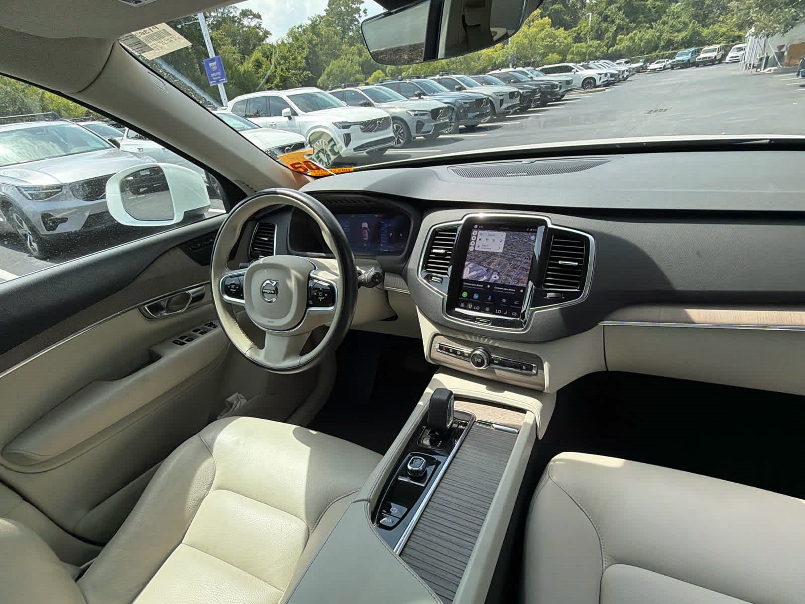 Certified 2023 Volvo XC90 B6 Plus w/ Protection Package Premier AWD/4WD image 18