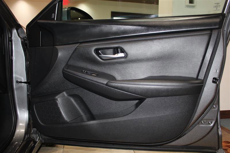 Used 2024 Nissan Sentra SV image 33