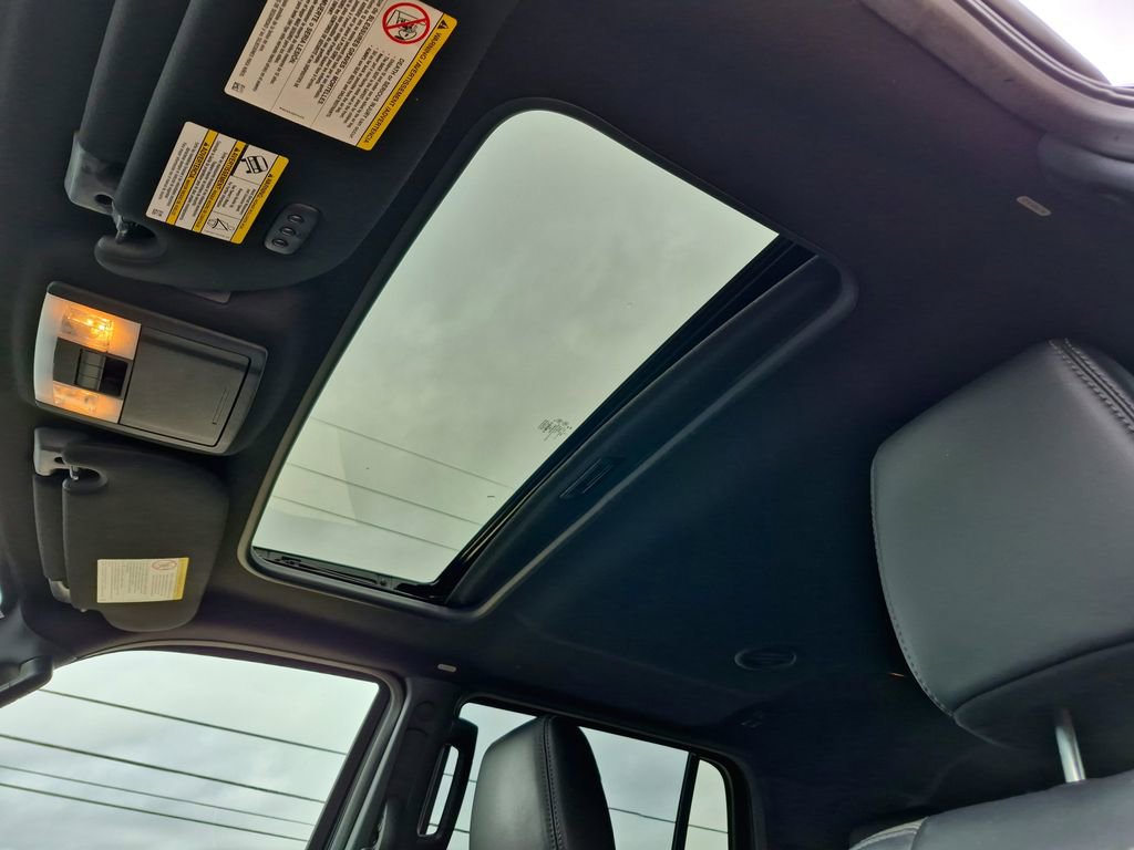 Used 2017 Ford Expedition Platinum RWD image 17
